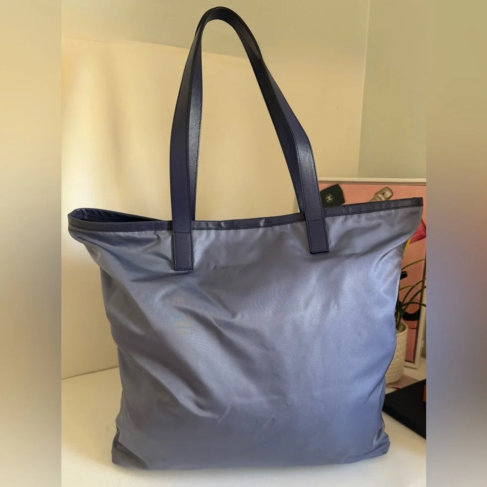 Prada Nylon Tote Bag-blue Large shoulder bag 🌟 - Picture 4 of 15